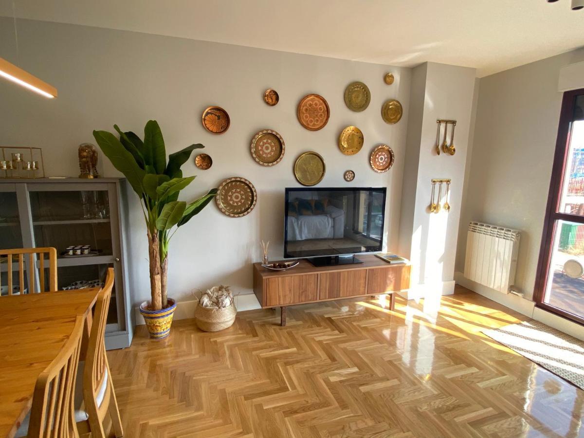 Apartamento Ideal A La Entrada De Salamanca !!! Санта Марта де Тормес Екстериор снимка