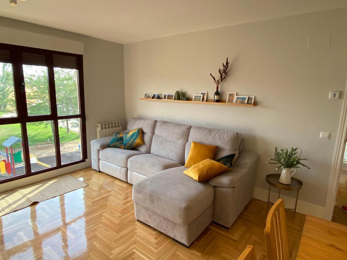 Apartamento Ideal A La Entrada De Salamanca !!! Санта Марта де Тормес Екстериор снимка